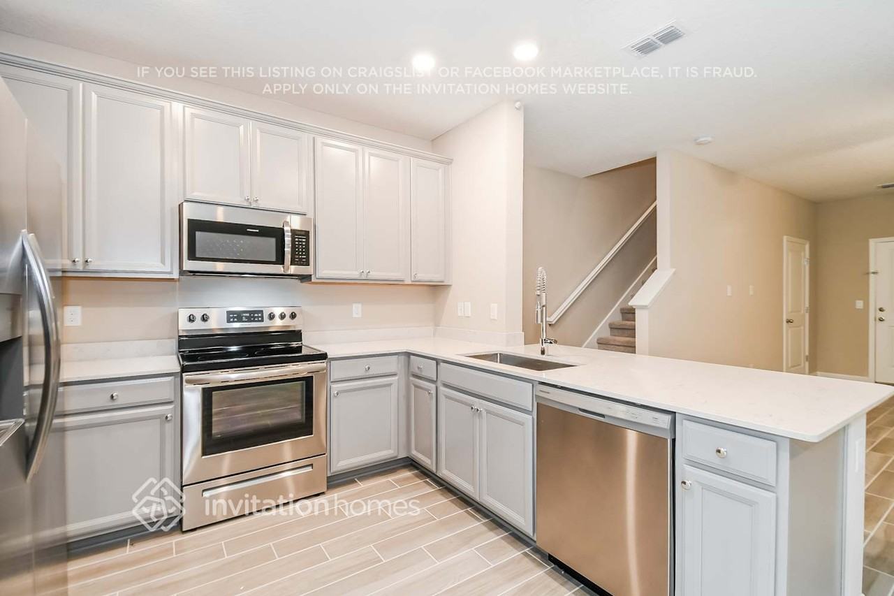 613 Cherry Ridge Dr - Photo 6 of 21