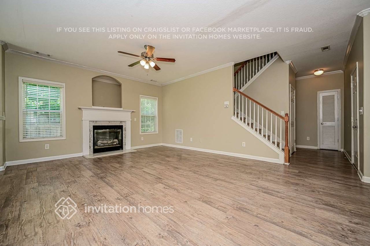 605 Alyssa Ct - Photo 4 of 11