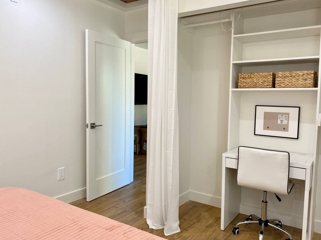 12118 Ramona Avenue - Photo 5 of 11