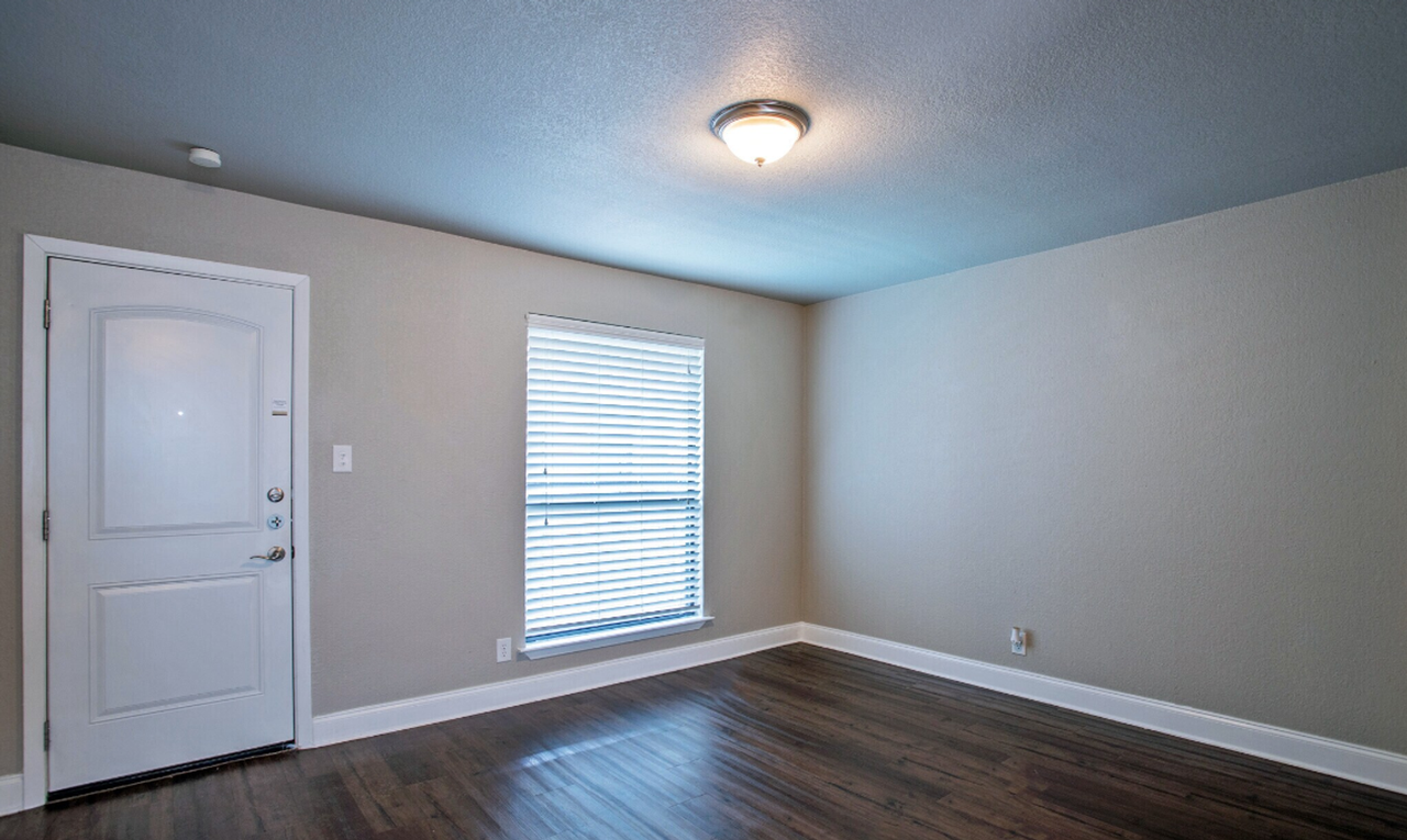 The Square - Photo 3 of 16