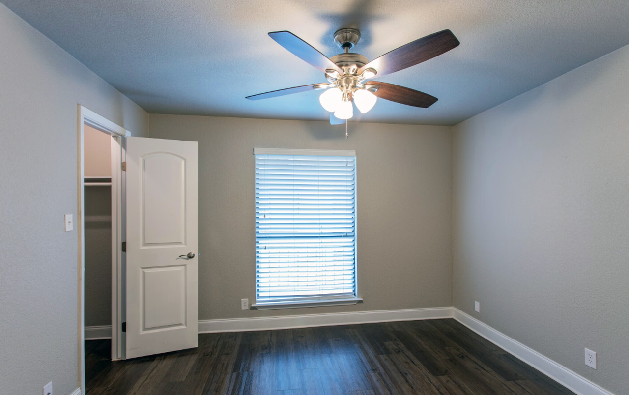 The Square - Photo 5 of 16