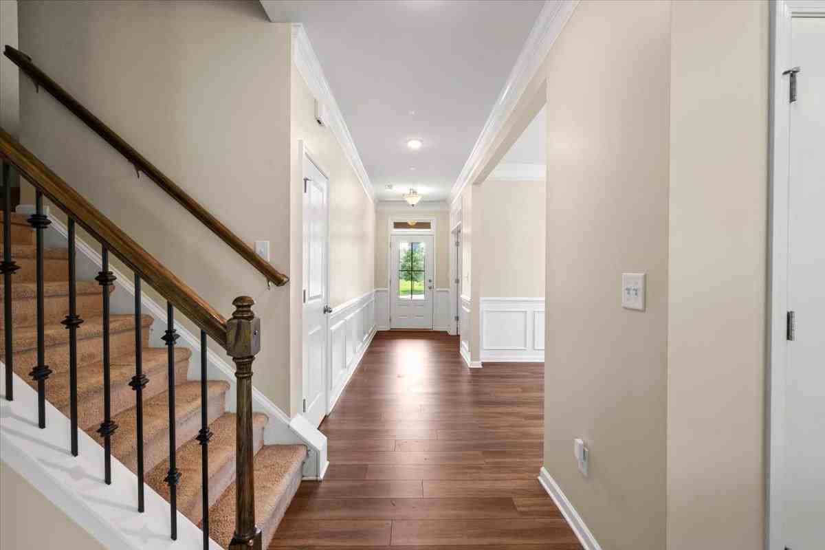 2433 Chinkapin Ct - Photo 7 of 20