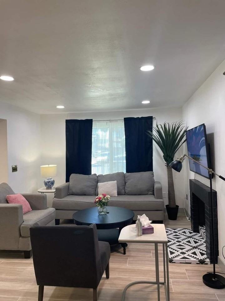 8101 N 33rd Dr - Photo 6 of 21