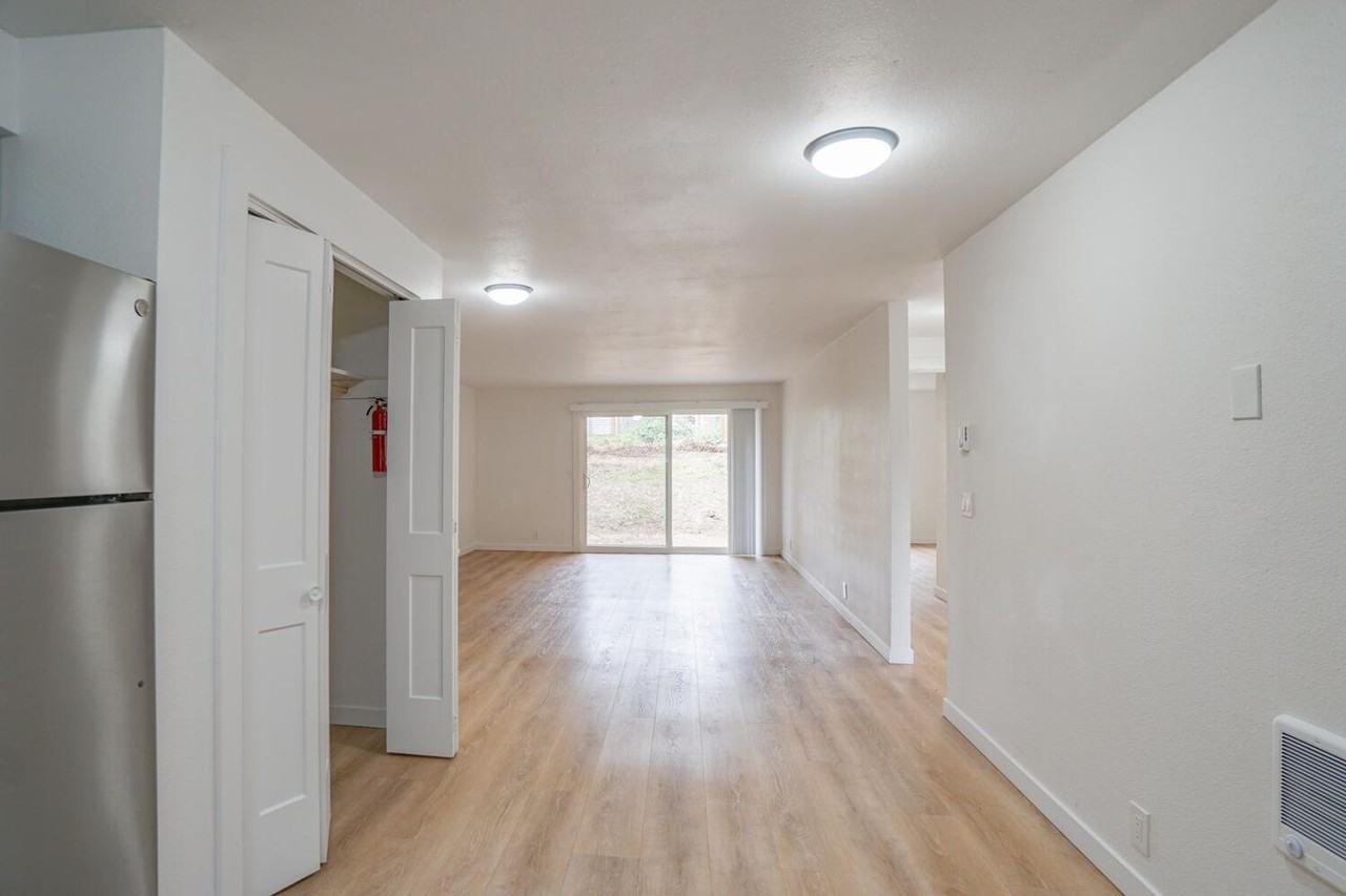 Morningside Manor Apts - Photo 7 of 31