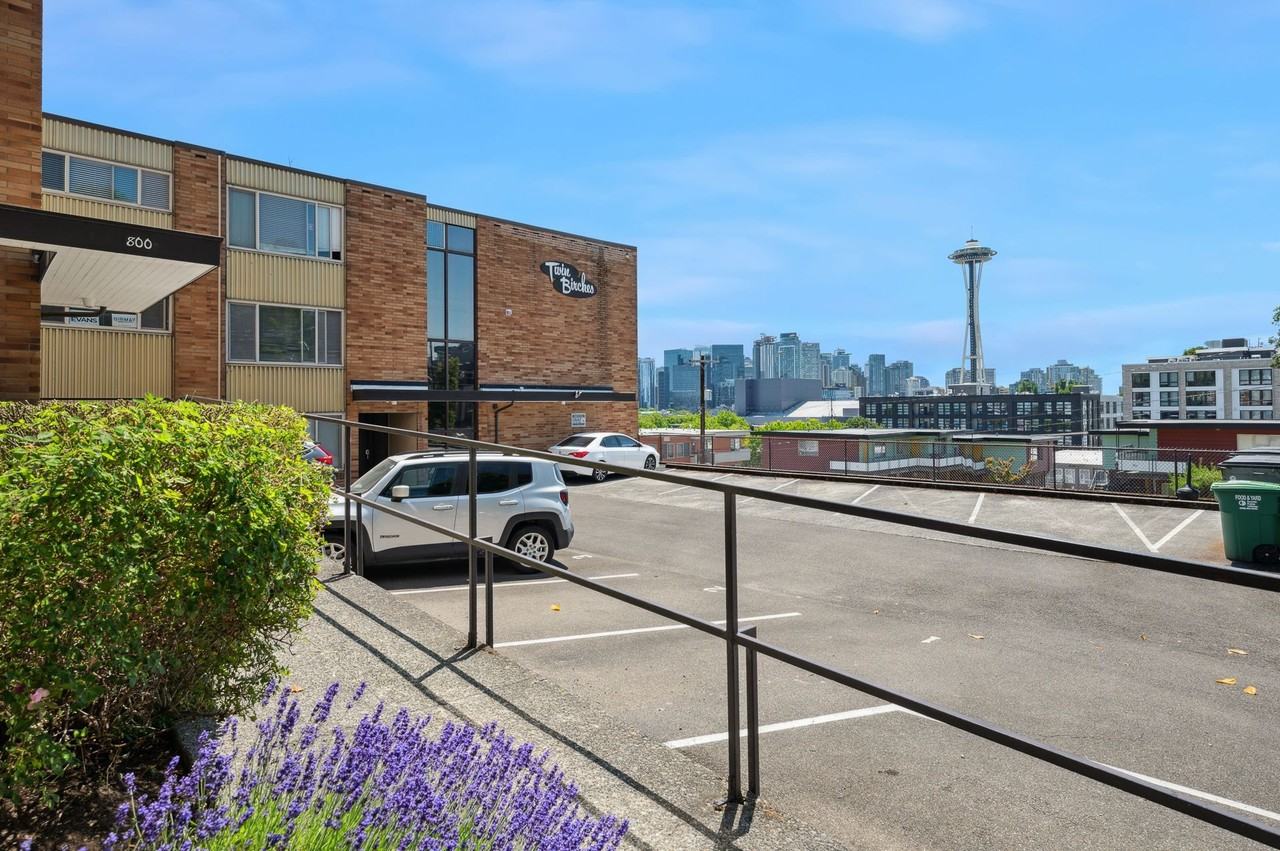 Twin Birches - Photo 2 of 10