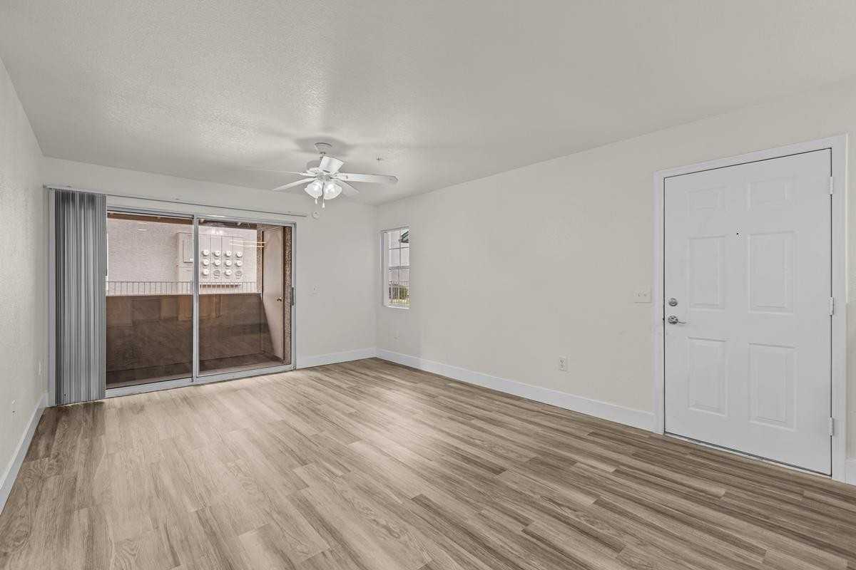 3400 S Lake Mary Rd - Photo 6 of 7