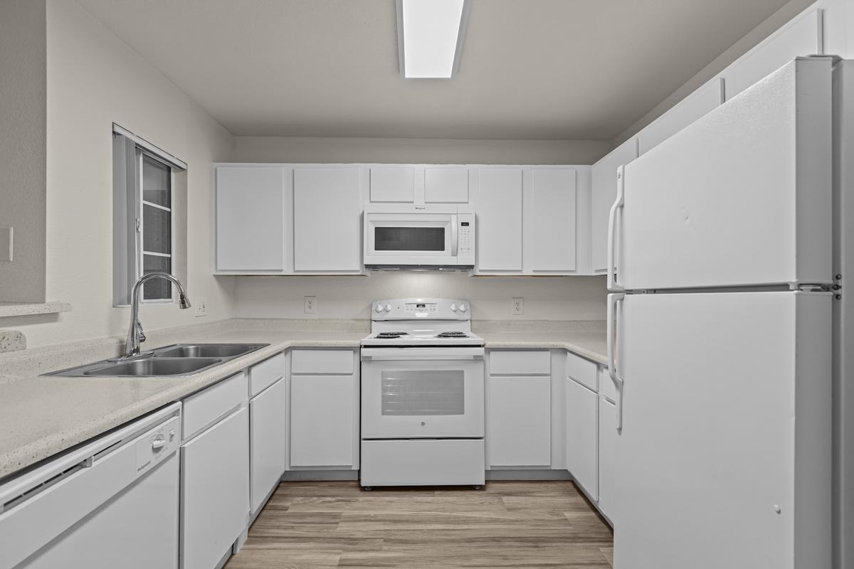 3400 S Lake Mary Rd - Photo 4 of 7