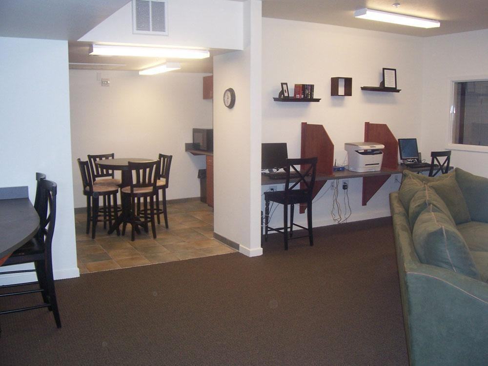 9783 Pyramid Ct - Photo 6 of 12