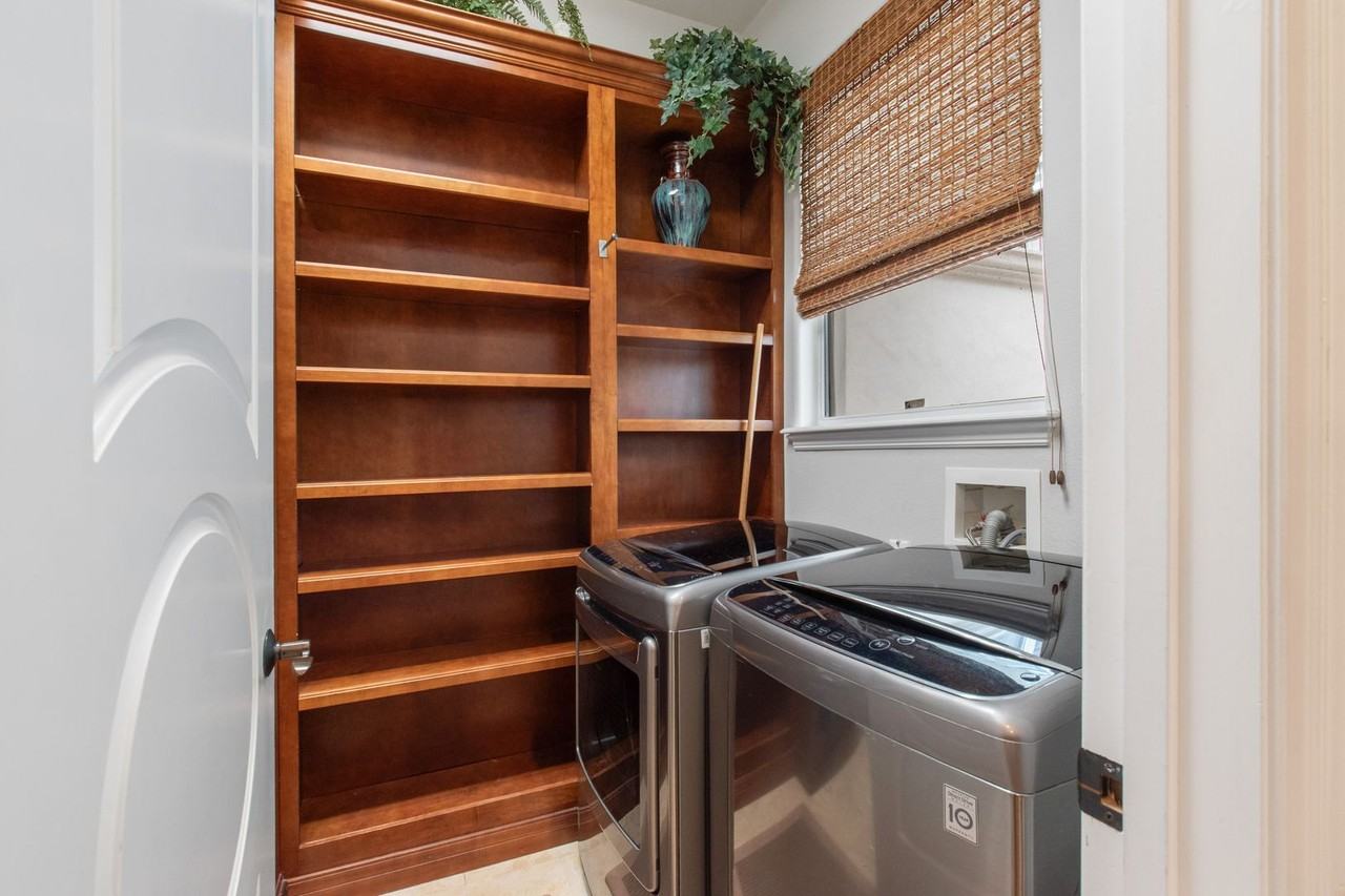 248 Maison Ct - Photo 3 of 50