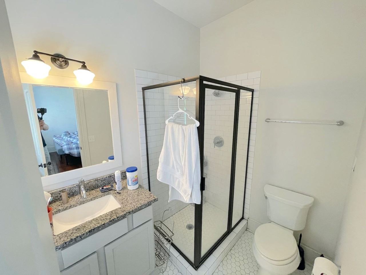 610 E Henry St - Photo 7 of 11