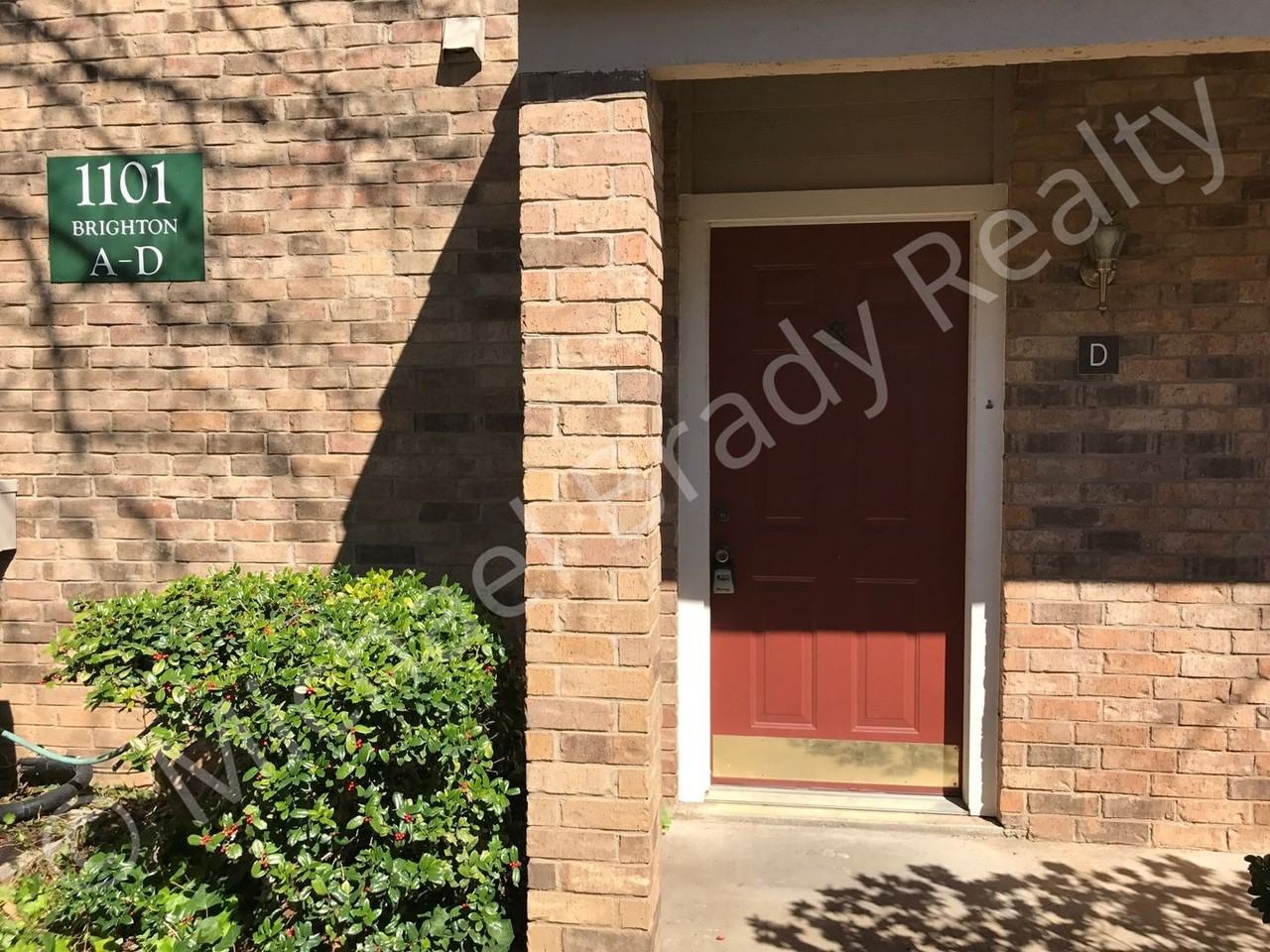 1101 Brighton Dr #D - Photo 7 of 15