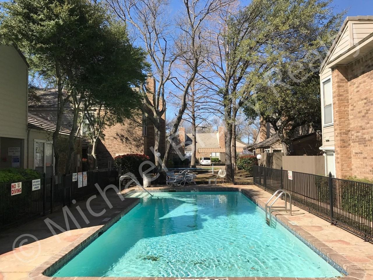 1101 Brighton Dr #D - Photo 6 of 15