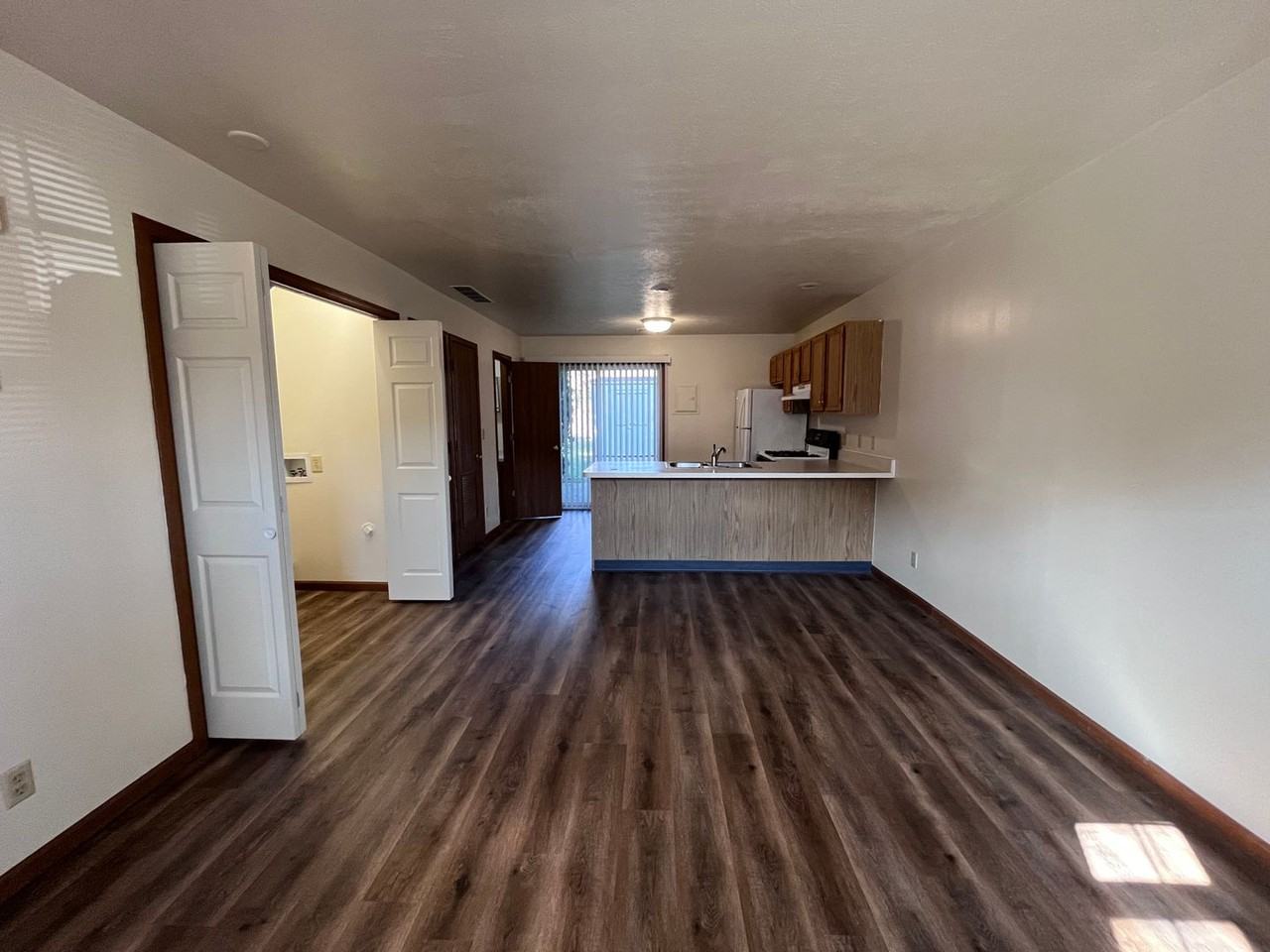 115 Watertower Ct - Photo 2 of 11