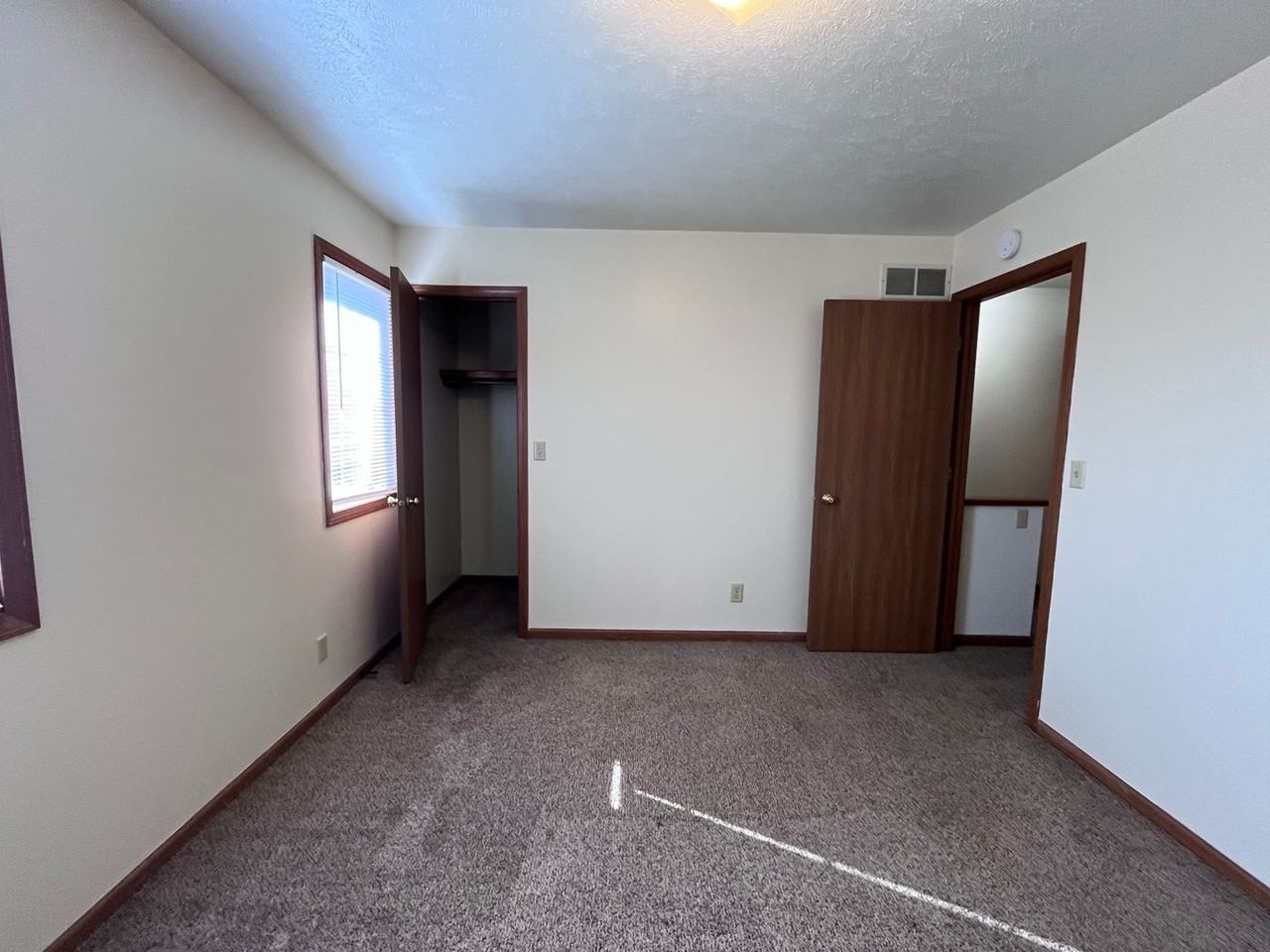 115 Watertower Ct - Photo 3 of 11