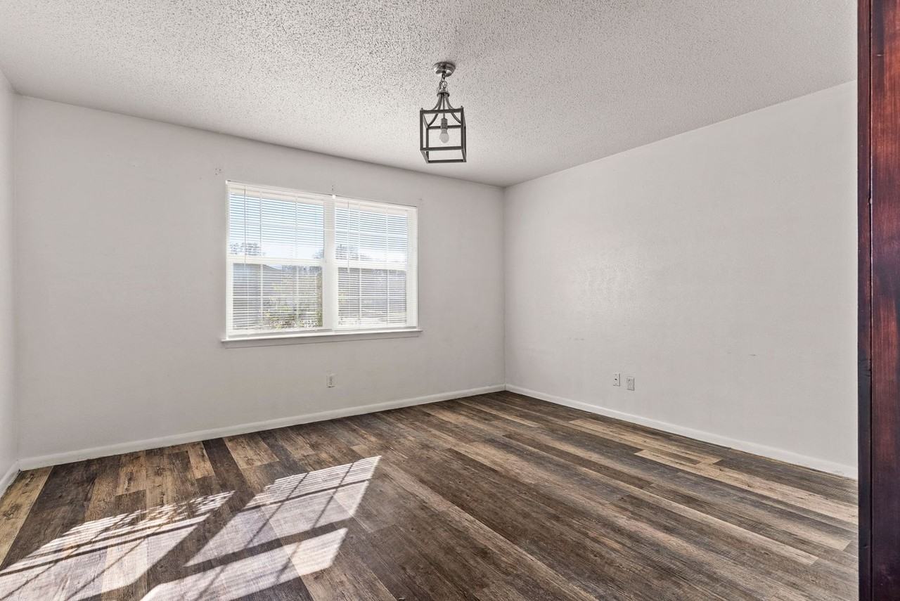 1203 Hughes Ave - Photo 2 of 13