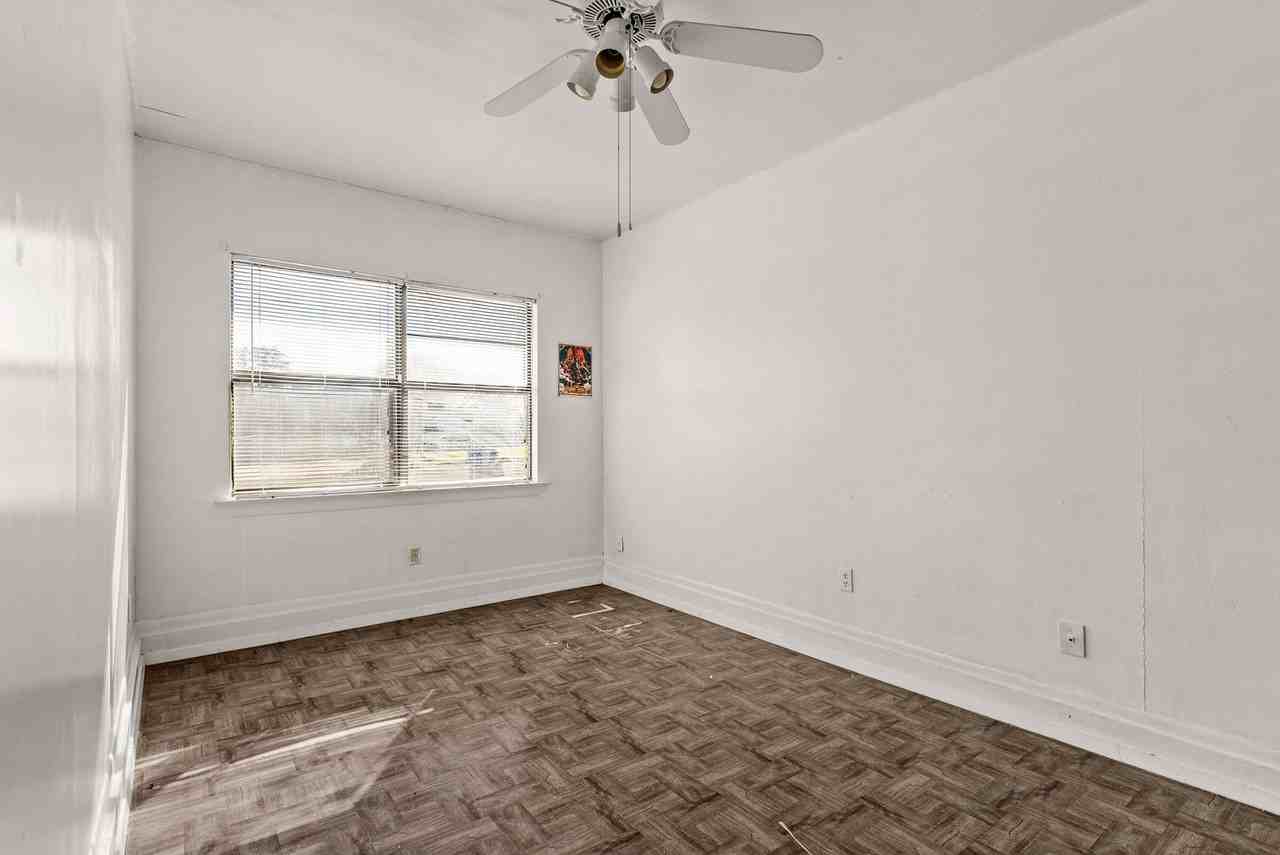 1203 Hughes Ave - Photo 6 of 13