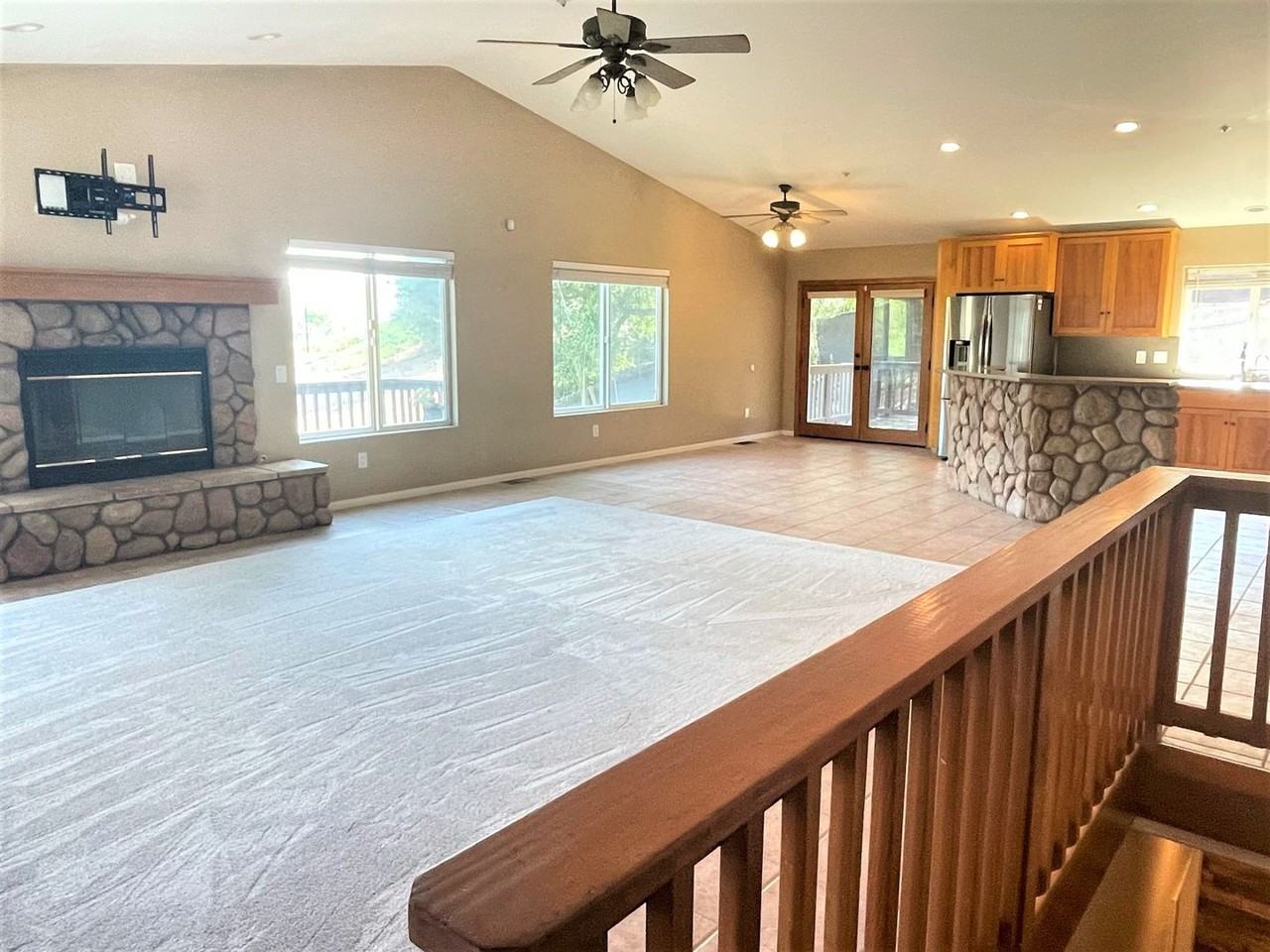 731 Lingel Dr - Photo 3 of 23