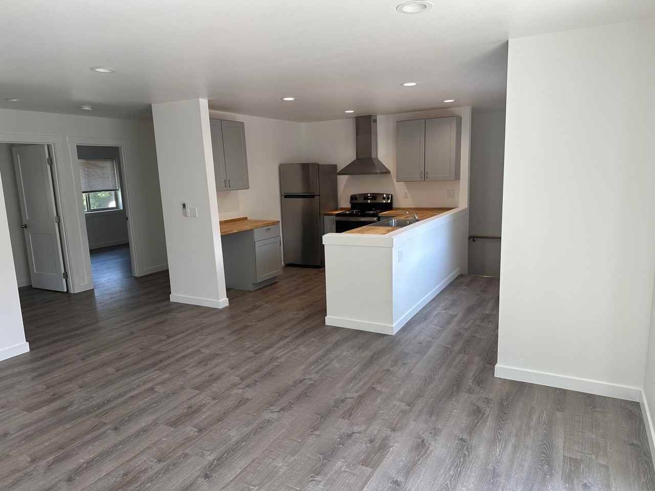 2065 Salam Loop - Photo 2 of 20