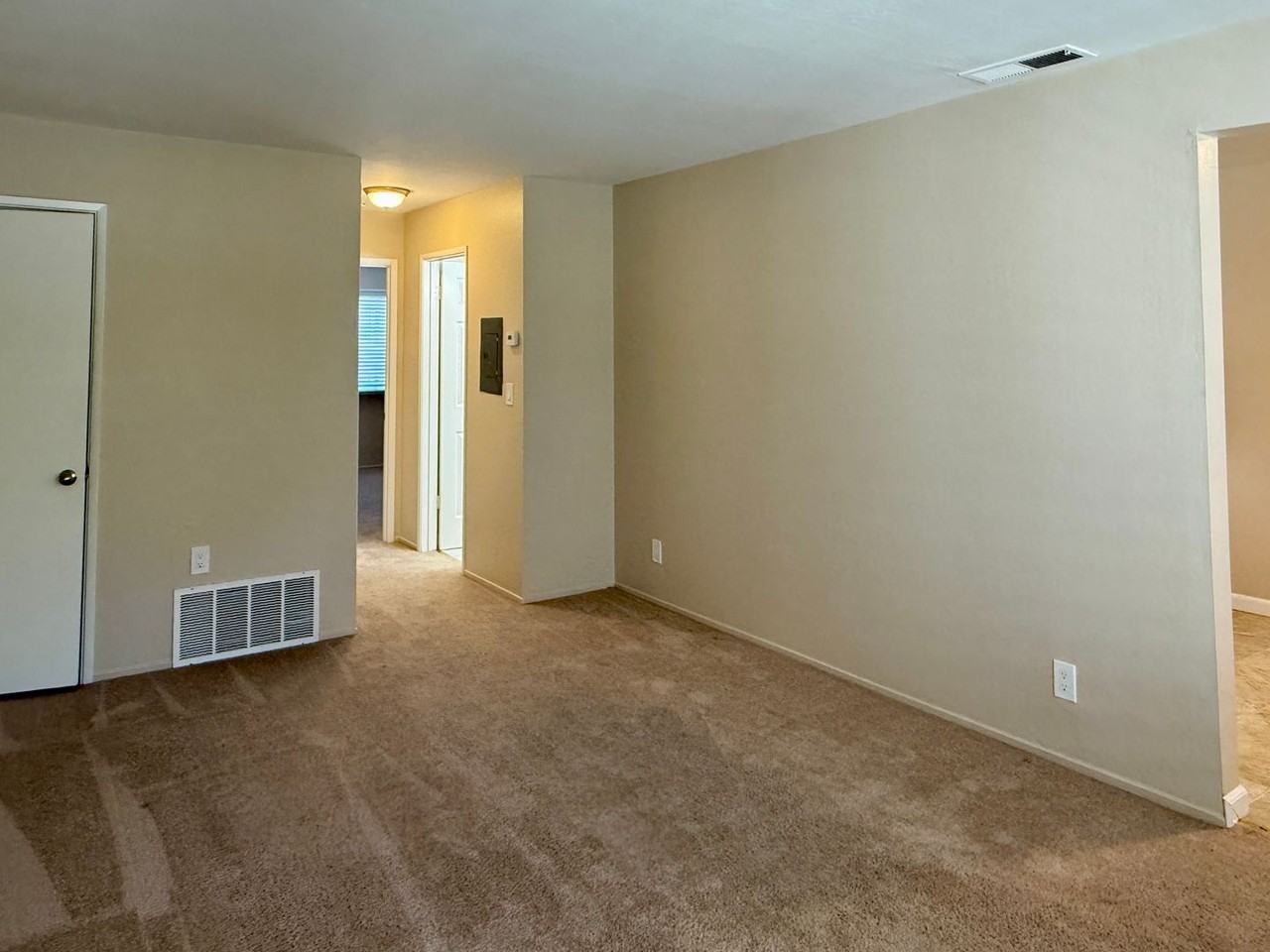 495 Firloch Ave #3 - Photo 2 of 5