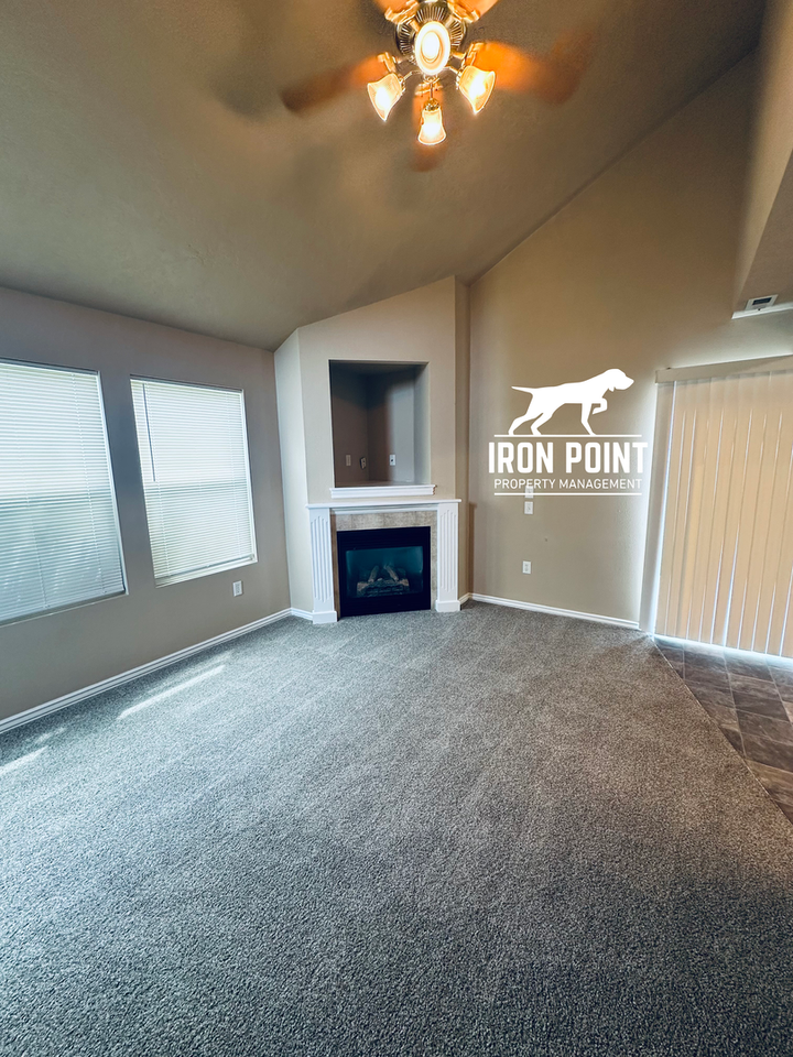 4005 Washington Ave - Photo 4 of 18