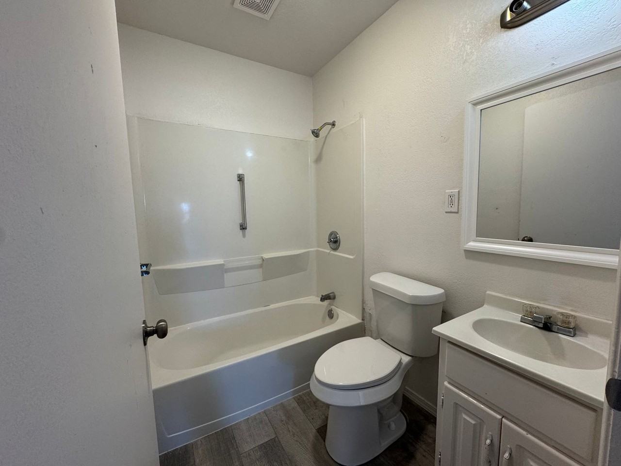304 W Albuquerque St - Photo 4 of 7
