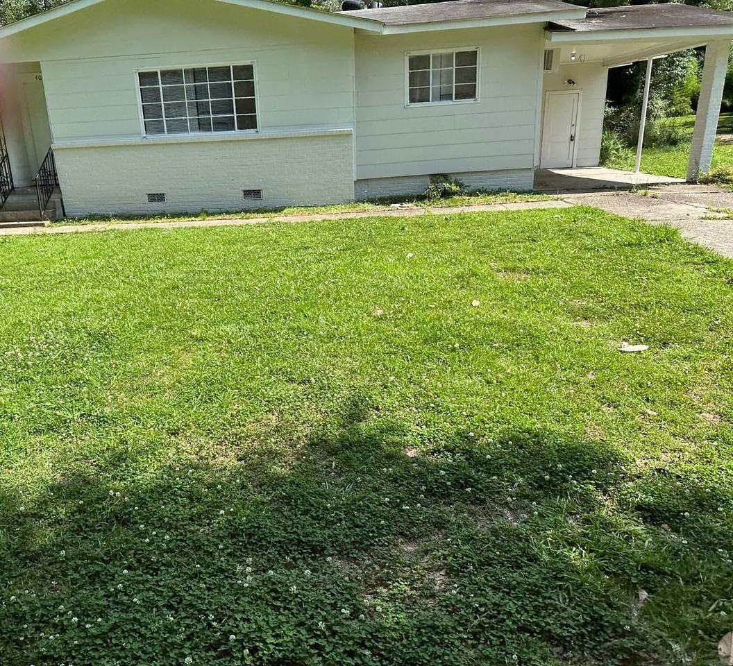 405 Meadow Moss Rd - Photo 7 of 10