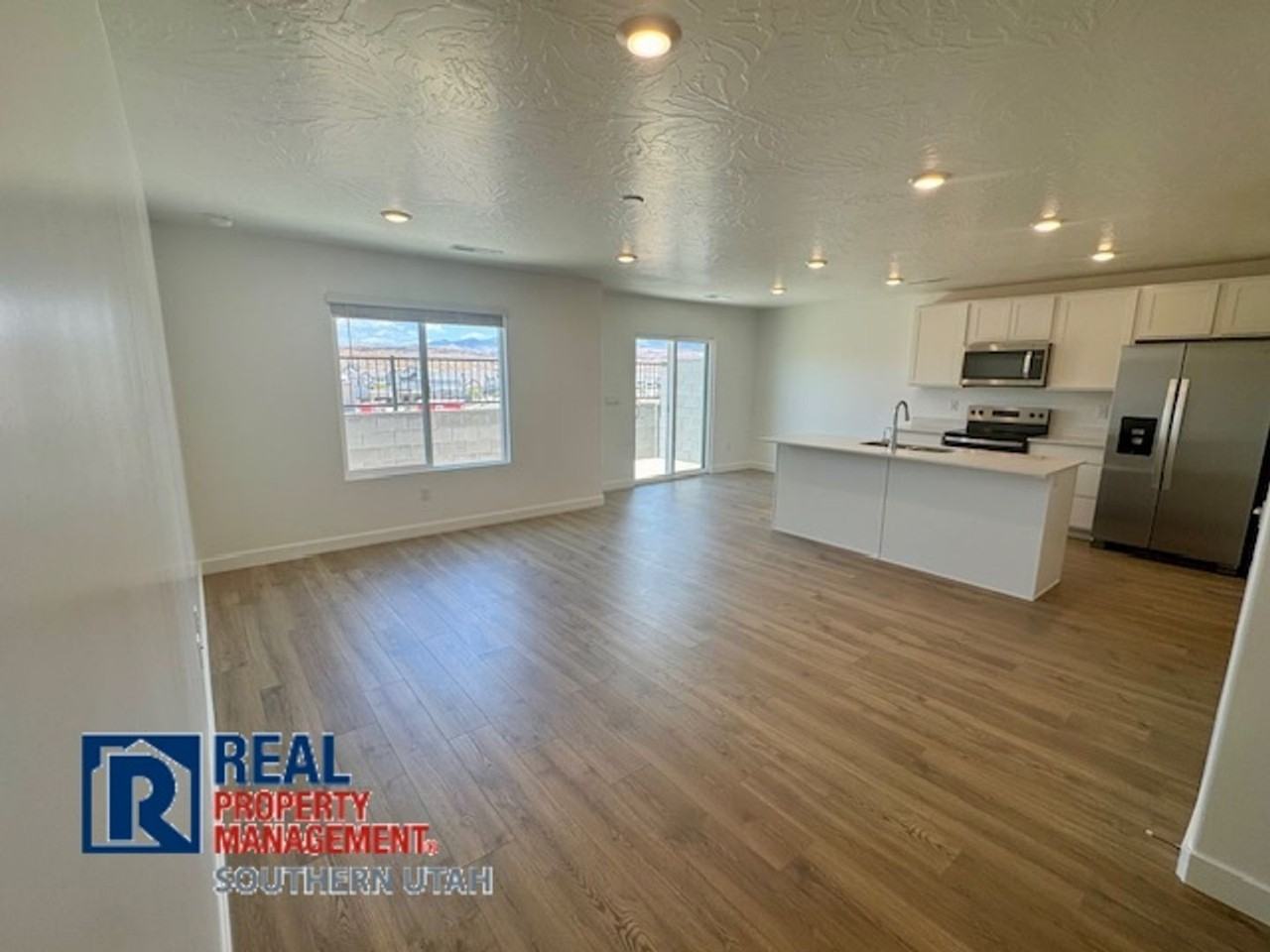 1664 S Forbidding Way - Photo 5 of 34