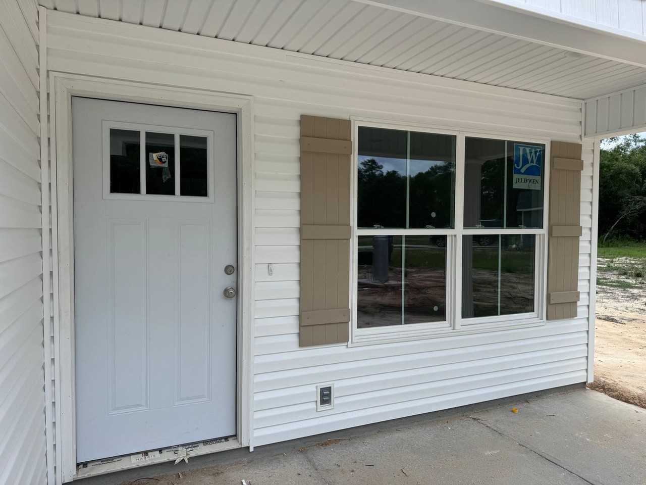 172 Arabian Ln - Photo 3 of 10
