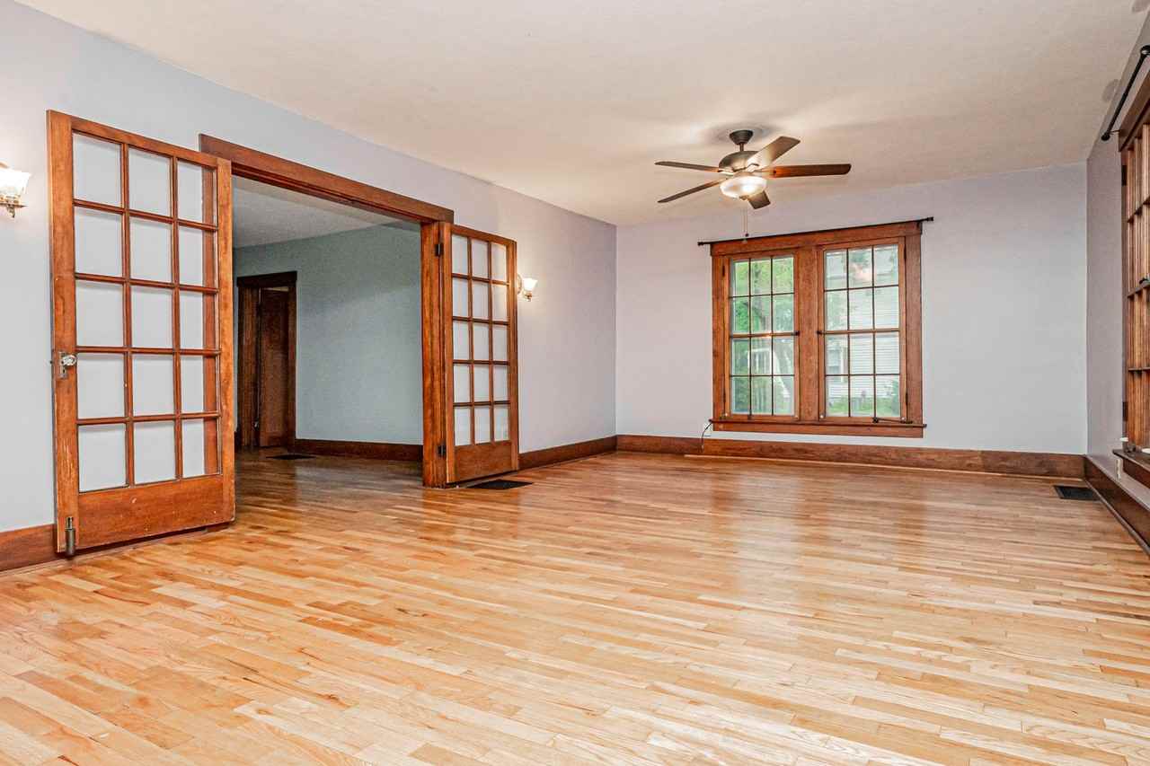 731 Osage St - Photo 4 of 44