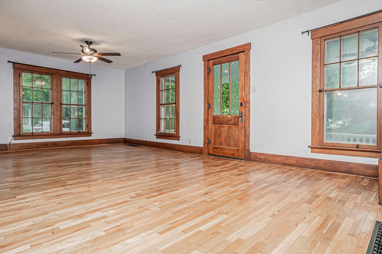 731 Osage St - Photo 5 of 44