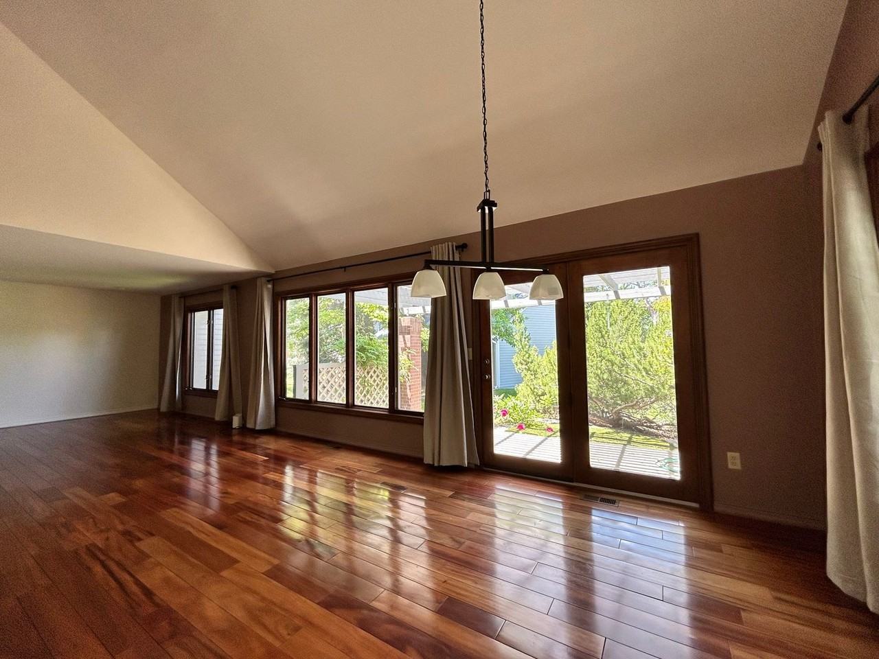 7298 Siena Way - Photo 7 of 50