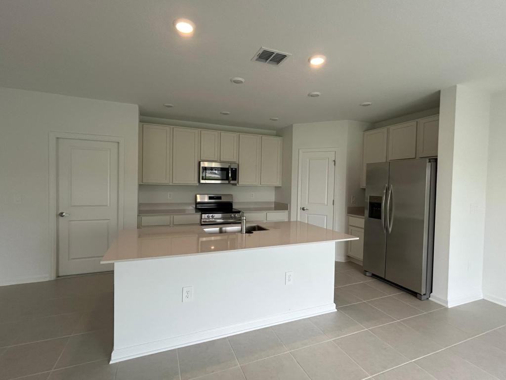 5680 Portico Pl - Photo 3 of 18
