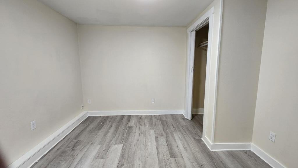 2244 21st Ave S - Photo 3 of 10