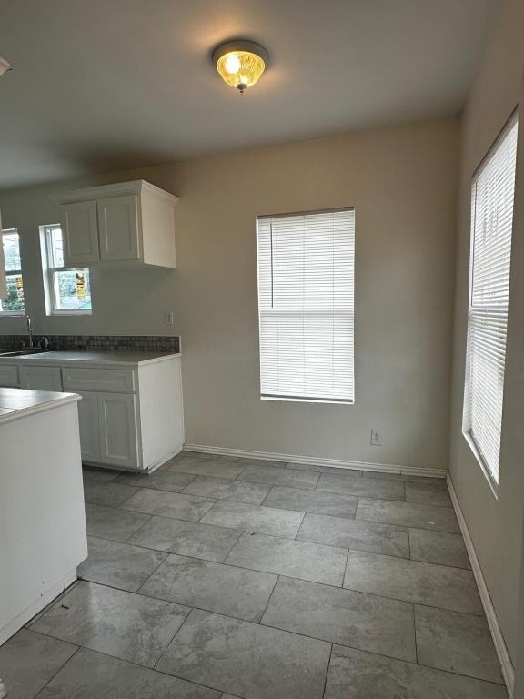 101 W 8th St Apt D - Photo 3 of 7