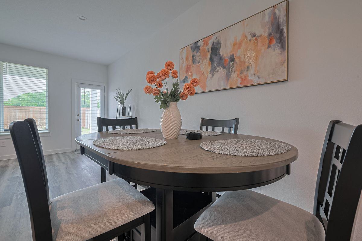 10405 Hadley Park Trl - Photo 3 of 24