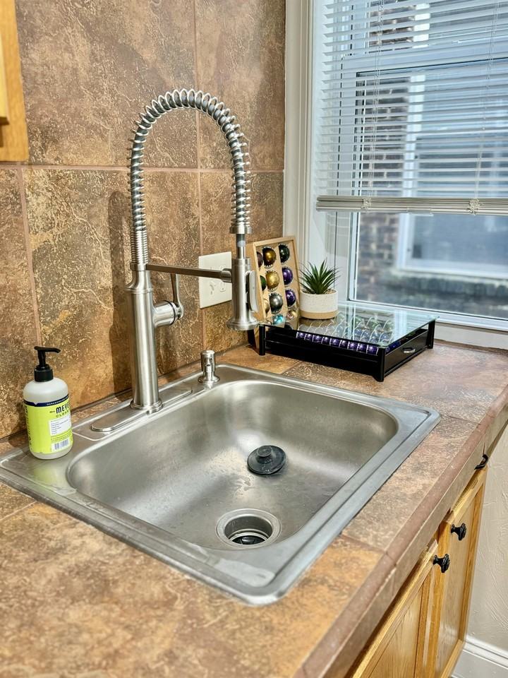 6707 Mcpherson Blvd - Photo 2 of 41