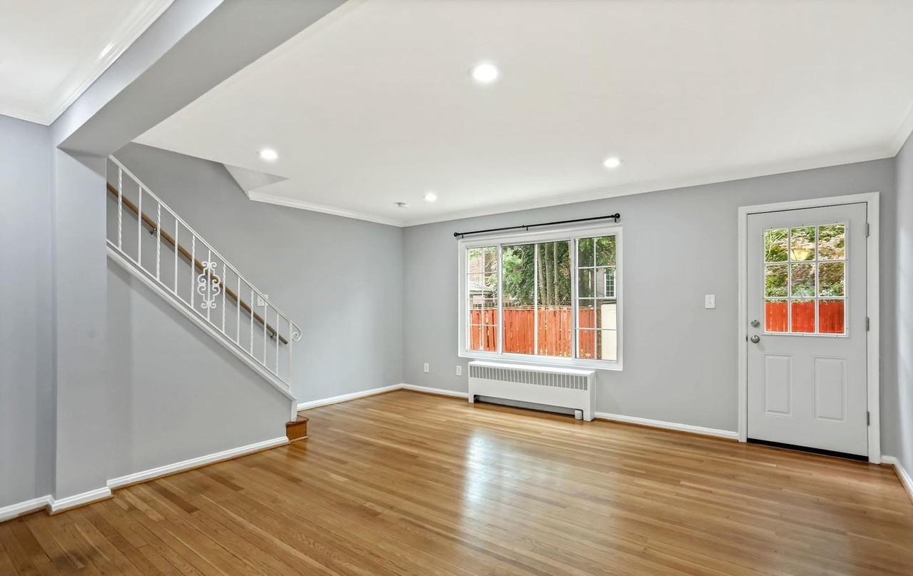 3012 Hickory St #1 - Photo 3 of 26