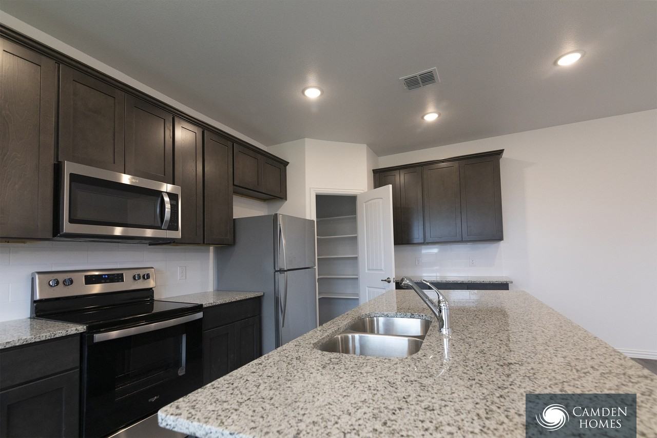 619 Spring Rain Rd - Photo 3 of 8