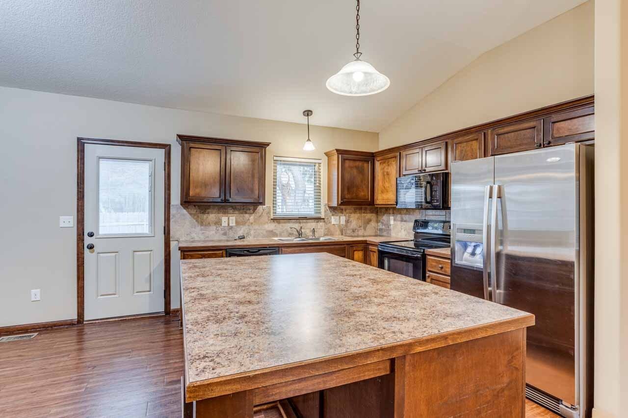 406 N Colorado Ave #F - Photo 3 of 30