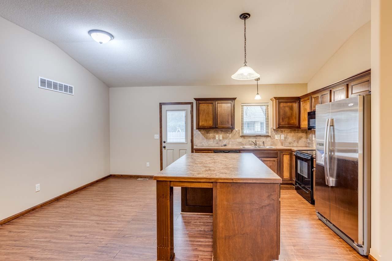 406 N Colorado Ave #F - Photo 2 of 30