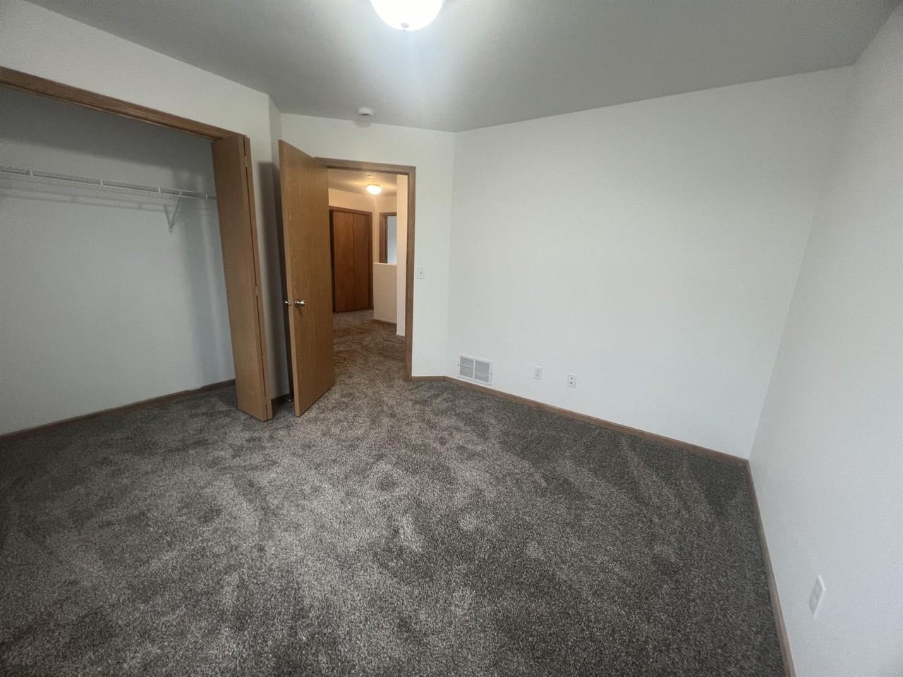 3322 8th St W #B - Photo 6 of 27