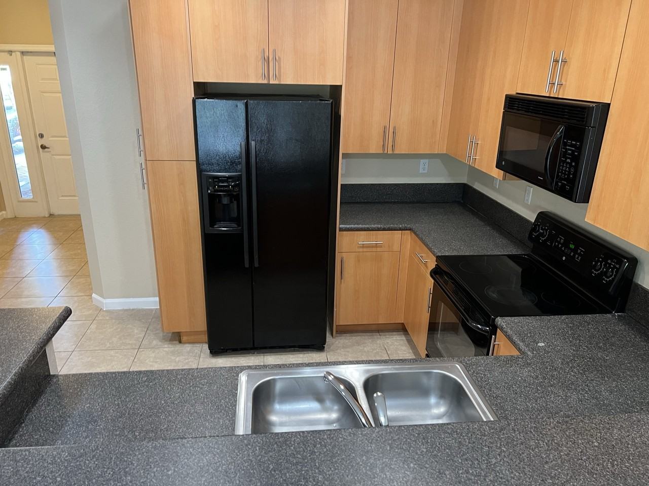 3107 Nwterrace #52 - Photo 3 of 50