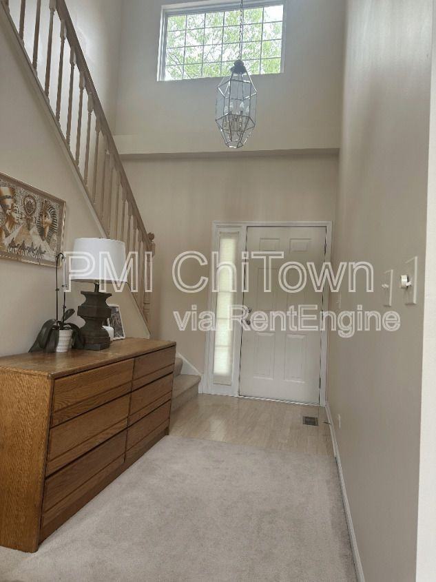 232 Hawk Ct - Photo 5 of 14