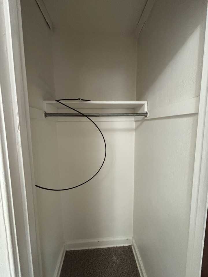 211 Mac Ave #B - Photo 7 of 9