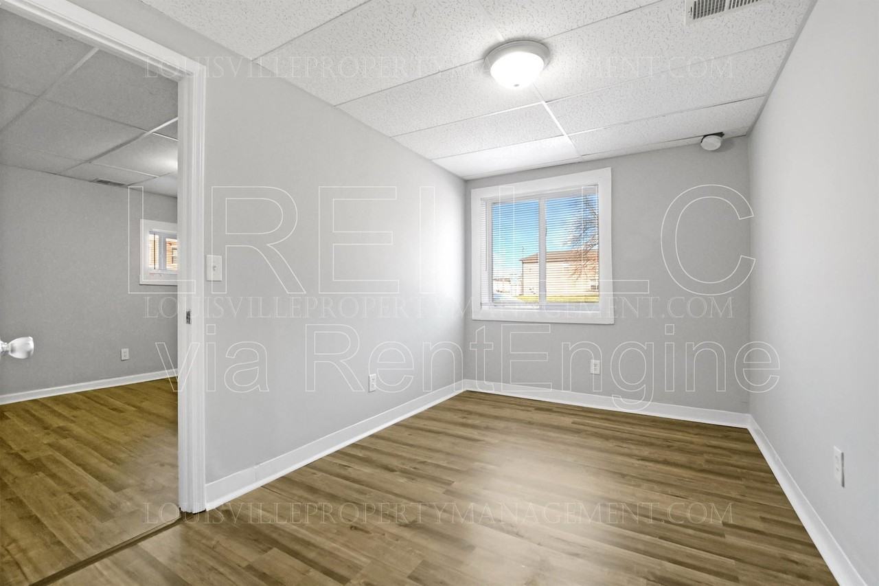 706 Roselane St - Photo 4 of 16