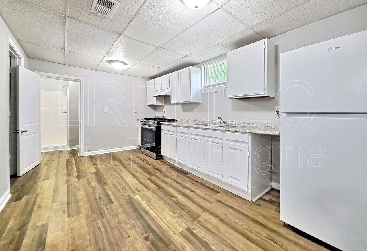 706 Roselane St - Photo 6 of 16