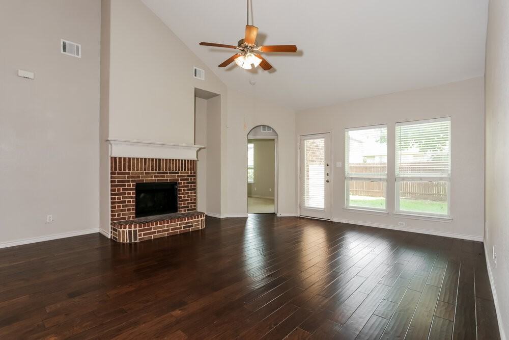 4309 Twinleaf Dr - Photo 4 of 17