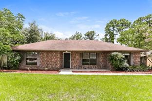 2553 Sandlewood Cir - Photo 1 of 1