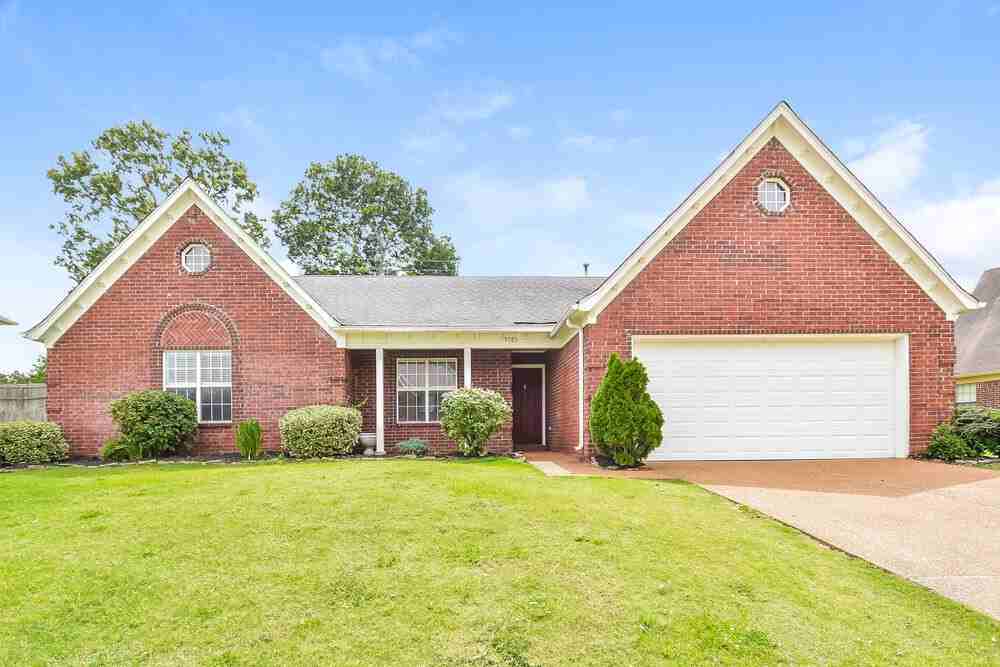 9785 Kingsridge Dr - Photo 3 of 16