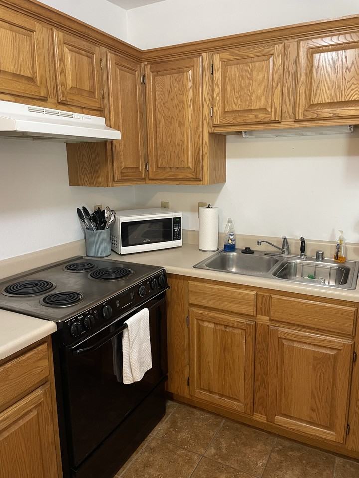 714 W 25th St #3 - Photo 3 of 12